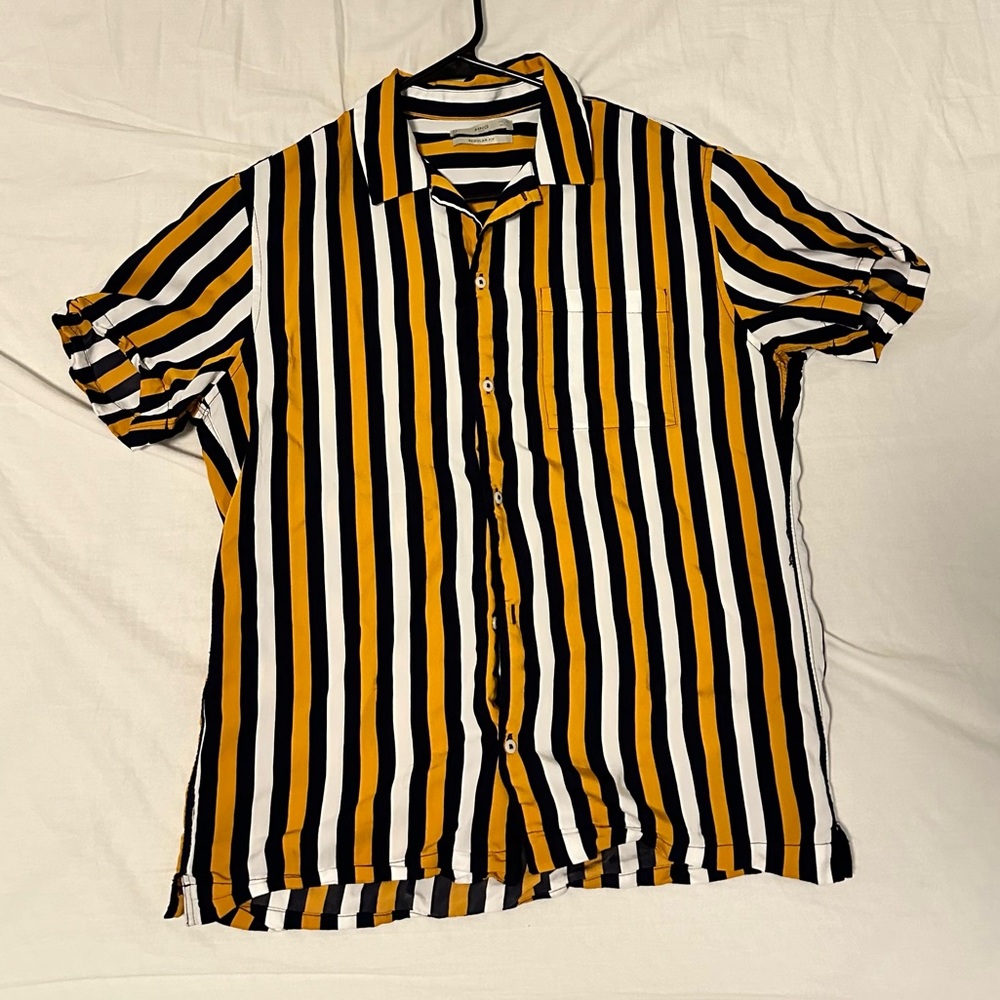 MNG (Mango) Button Down Shirt (M)- USED